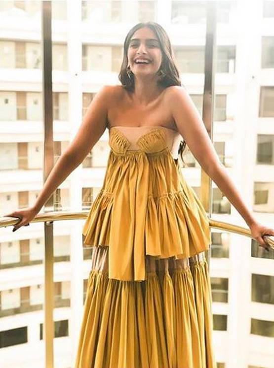 प्यार में धोखा खा चुकी हैं सोनम, बताया था सबसे खराब अनुभव