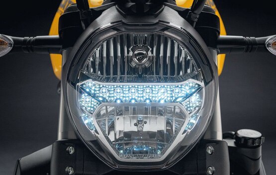 Ducati ने भारत में लॉन्च की ये धाकड़ बाइक, कीमत 9.51 लाख रुपये