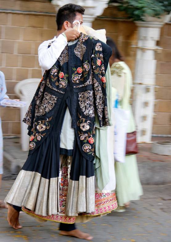 PHOTOS: बेटी सोनम की शादी में अनिल कपूर का रॉयल लुक