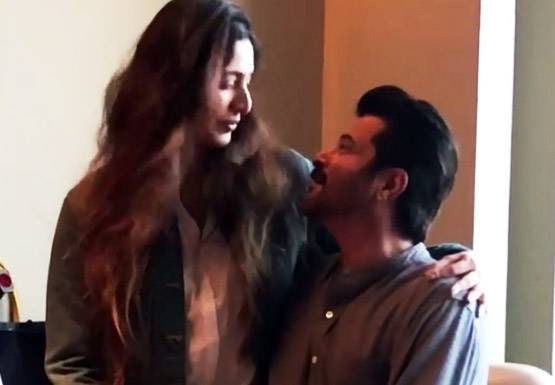 फराह की व्हीलचेयर पर हुमा, सानिया ने पूछा-ये सिंहासन है क्या?