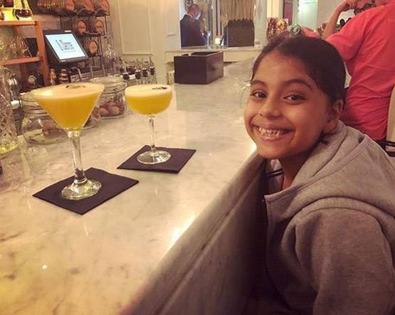 बेटी संग दुबई में हॉलिडे पर सुष्मिता सेन, ऐसे कर रहीं मस्ती