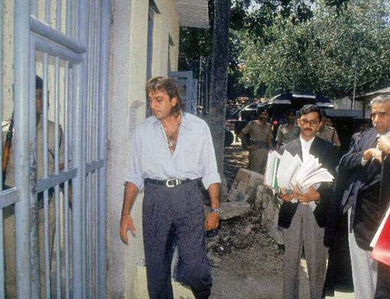 12 साल तक ड्रग एडिक्ट रहे संजय दत्त, ऐसे छोड़ी थी नशे की लत