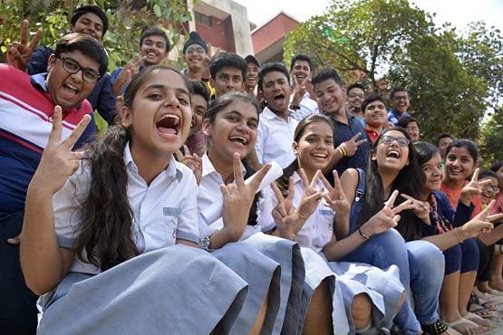 CBSE 10वीं का आया रिजल्ट, इन 8 तरीकों से देखें नतीजे