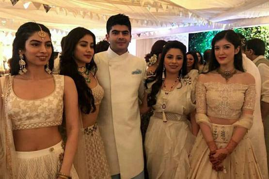 देखें, सोनम-आनंद के संगीत की INSIDE PHOTOS