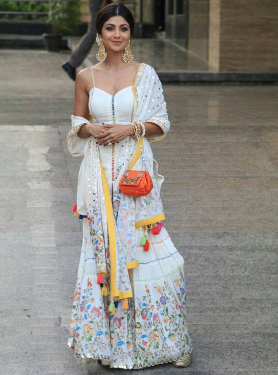 सोनम कपूर के संगीत में पहुंचे ये सेलेब्स, देखें PHOTOS