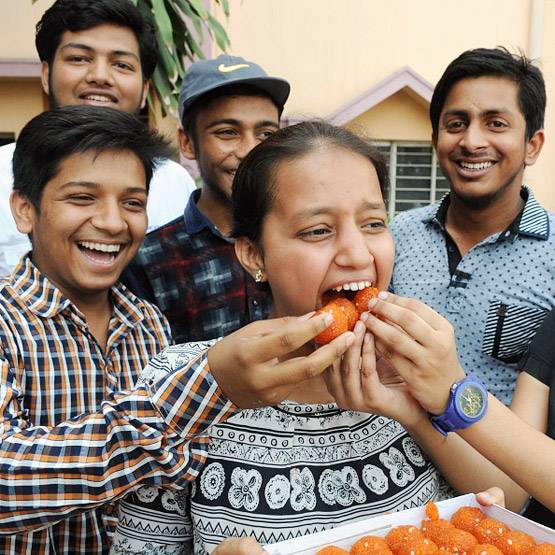 CBSE 10वीं का आया रिजल्ट, इन 8 तरीकों से देखें नतीजे