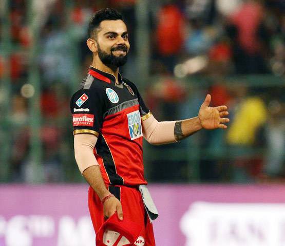 कोहली के रोमांटिक गिफ्ट पर अनुष्‍का ने KISS कर कहा 'थैंक्‍यू लव'