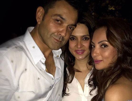 करोड़ों की मालकिन हैं बॉबी देओल की पत्नी, ऐसी है लव स्टोरी