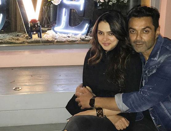 करोड़ों की मालकिन हैं बॉबी देओल की पत्नी, ऐसी है लव स्टोरी