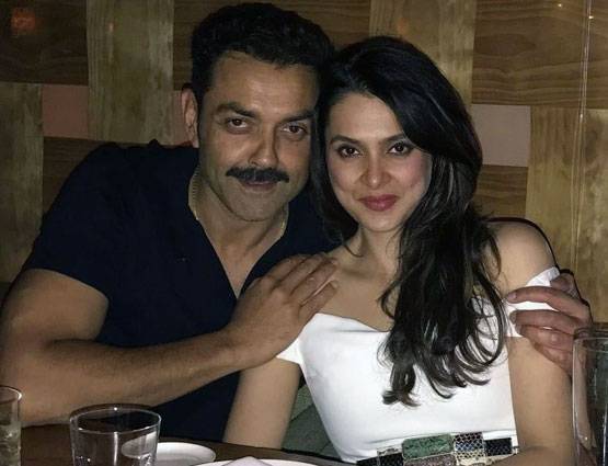 करोड़ों की मालकिन हैं बॉबी देओल की पत्नी, ऐसी है लव स्टोरी