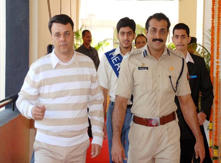 डॉक्टर पिता की इकलौती संतान थे हिमांशु रॉय, ऐसे बने IPS