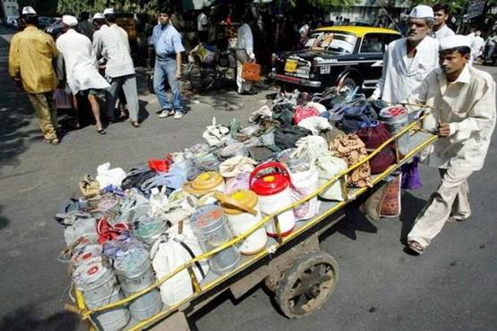 न MBA-न मैनेजमेंट की पढ़ाई, फिर भी बड़े-बड़े CEO हैं इनके मुरीद