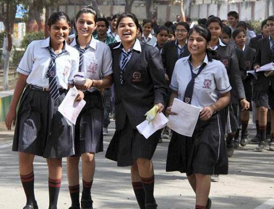 DPS रोहिणी में लड़कियों के लिए ड्रेस कोड, पहनें इस रंग के अंडरगार्मेंट्स