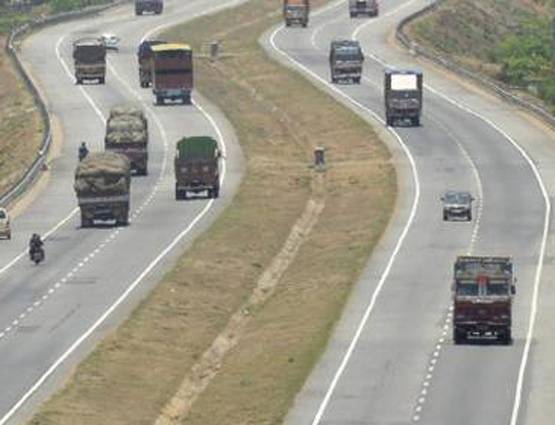 हाईवे से जब भी करें सफर, हमेशा पास रखें ये टोल फ्री नंबर