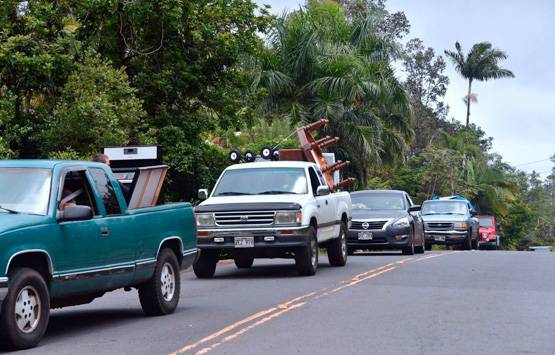 हवाई में ज्‍वालामुखी से तबाही, लेकिन अजीब हैं यहां की मान्यताएं