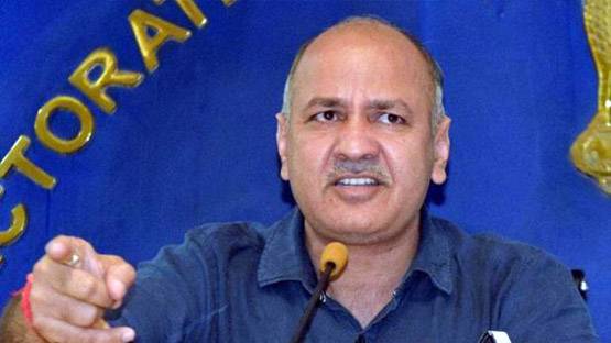 CBSE: मिलिए दिल्ली के सरकारी स्कूलों के साइंस, कॉमर्स और आर्ट्स के टॉपर्स से