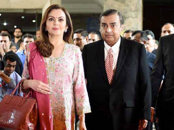 3 घंटे ड्राइव कर नीता से मिलते थे मुकेश, पीरामल हाउस था ठिकाना