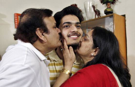 CBSE: UP की मेघना ने 12वीं में किया टॉप, ये हैं 5 साल के टॉपर्स