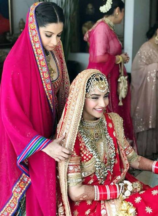 इस मामले में कॉमन है सोनम और ईशा देओल की रिसेप्शन पार्टी