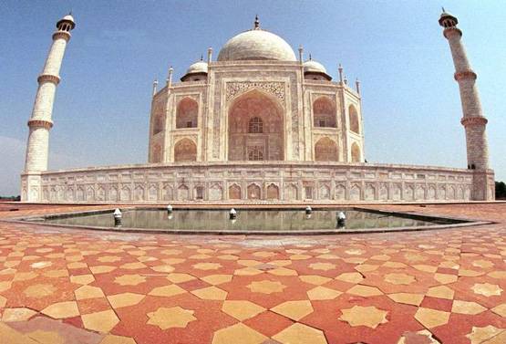 ताजमहल बदल रहा है रंग, सफेद से क्‍यों हो गया हरा, जानें वजह