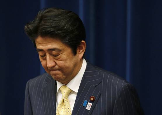 'जूते' में जापानी PM को परोसा गया शाही डिनर, इजरायल की किरकिरी