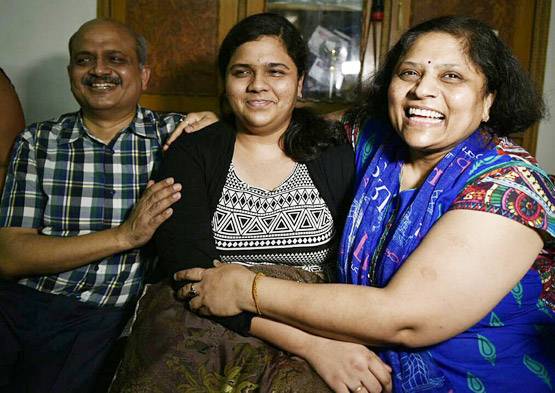 CBSE: UP की मेघना ने 12वीं में किया टॉप, ये हैं 5 साल के टॉपर्स