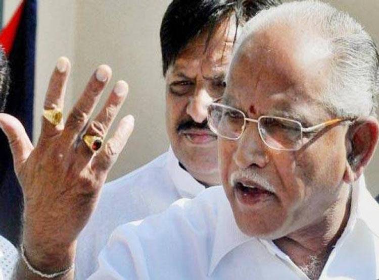 जब राजीव गांधी ने एयरपोर्ट से ही छीन ली थी कर्नाटक के CM की कुर्सी