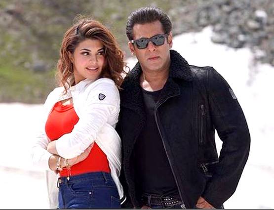 उर्दू सीख रही हैं जैकलीन, सलमान के पापा देते हैं ये सलाह