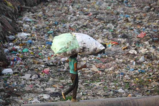 पर्यावरण: प्‍लास्‍ट‍िक वेस्‍ट में दिल्‍ली नंबर 1, ऐसी है विनाशलीला