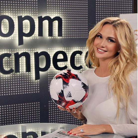 इस ‘वर्ल्ड कप गर्ल’ की खूबसूरती के लाखों फैंस, पुतिन भी शामिल