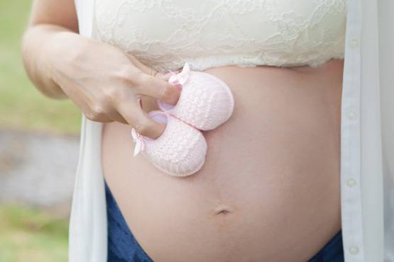 इसलिए प्रेग्नेंसी के दौरान जरूर खानी चाहिए तुलसी की पत्त‍ियां