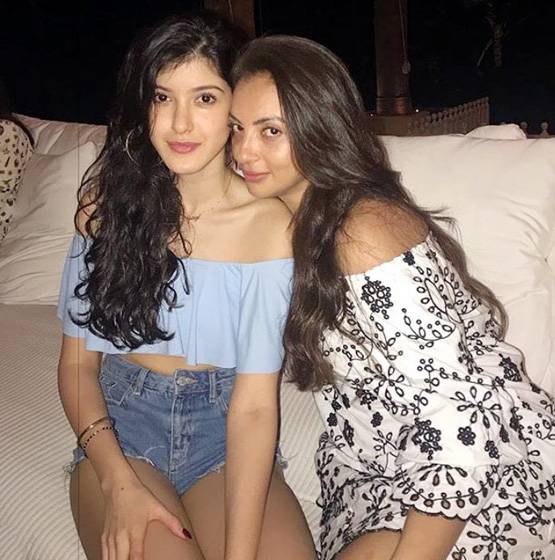 शनाया के डेब्यू पर पहली बार बोले डैड संजय कपूर, बताई प्लानिंग