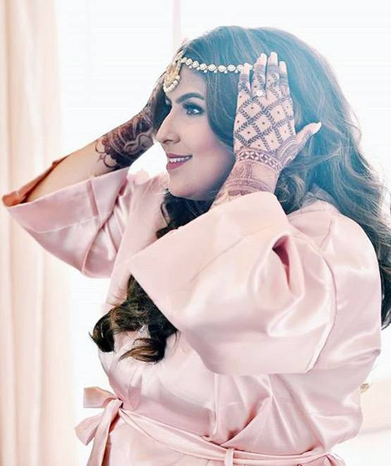 जानें, सोशल मीडिया पर क्यों छा गई ये NRI दुल्हन!