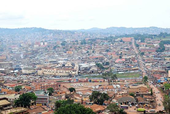 इस देश ने WhatsApp-FB के इस्तेमाल पर लगाया टैक्स, जानें क्‍यों