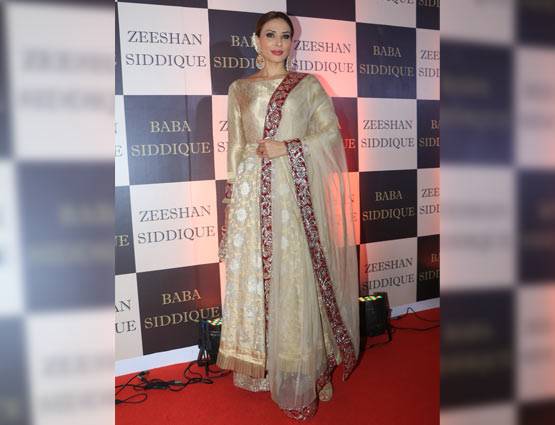 PHOTOS: बाबा सिद्दीकी की इफ्तार पार्टी में पहुंचे सलमान खान