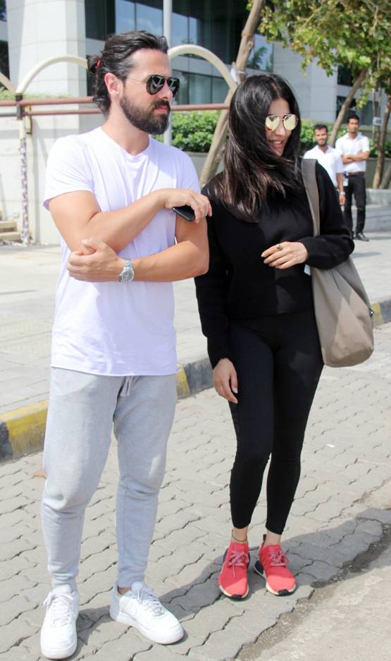 लंदन बेस्ड बॉयफ्रेंड संग फिर हैंग आउट पर श्रुति हासन, Photos