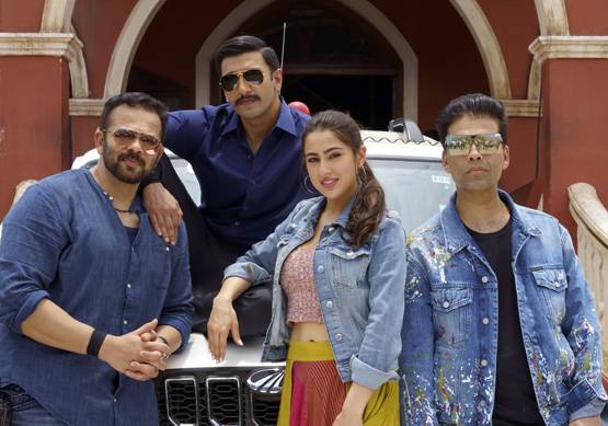 हैदराबाद में मां अमृता संग शॉपिंग करती दिखीं सारा, PHOTOS