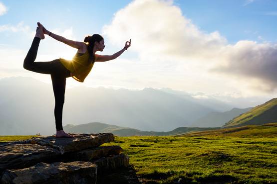 शरीर के लिए जरूरी है योग, रोज करें ये 10 योगासन