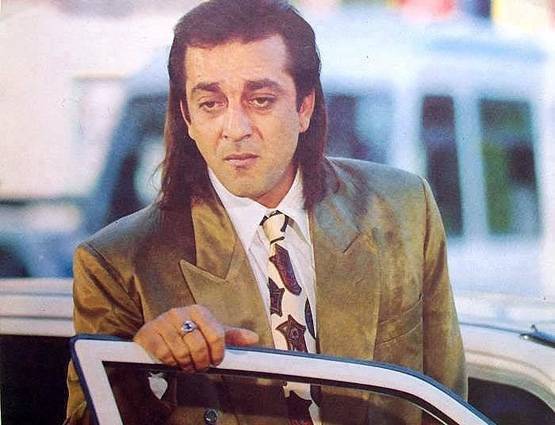 संजय दत्त की 308 गर्लफ्रेंड, मां की नकली कब्र पर ले जाते थे लड़कियां