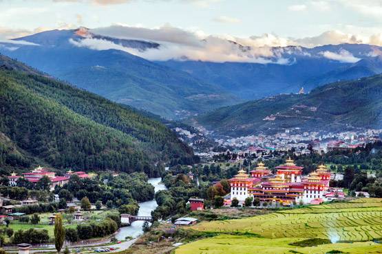 जून में घूमें ये 7 विदेशी जगहें, 70 हजार रुपये से कम आएगा खर्च