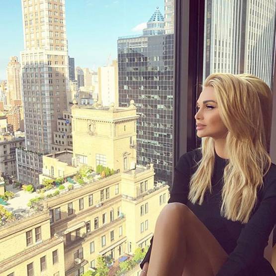 इस ‘वर्ल्ड कप गर्ल’ की खूबसूरती के लाखों फैंस, पुतिन भी शामिल