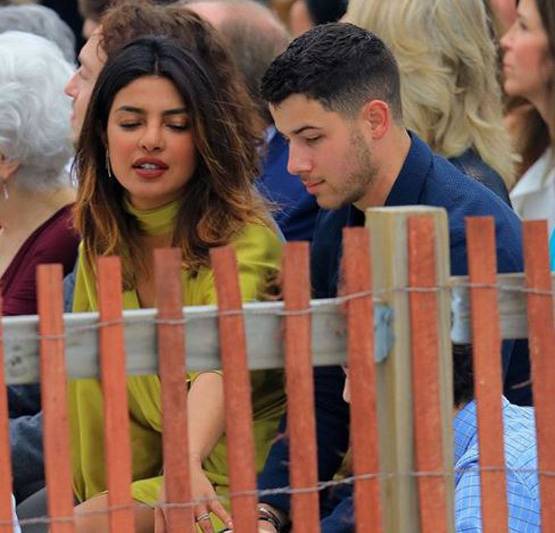 इस 'साथ' को क्या नाम दें? निक के साथ प्रियंका चोपड़ा की क्यूट तस्वीरें