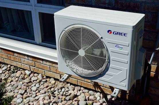 गर्मियों में इन 5 तरीकों से घटा सकते हैं बिजली का बिल