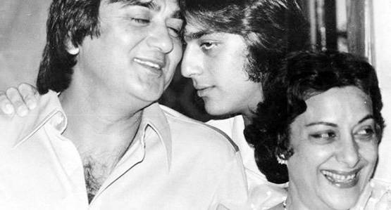 जब संजू को बचाने बाल ठाकरे के दर पहुंचे सुनील दत्त, हो गए थे भावुक