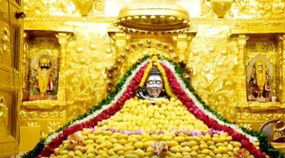 सोमनाथ मंदिर में भगवान शिव का 400 किलो आमरस से हुआ अभिषेक!