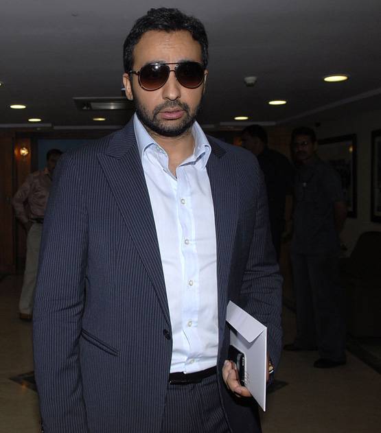 फिक्सिंग से लेकर फ्रॉड तक, ये है कुंद्रा के विवादों की कुंडली