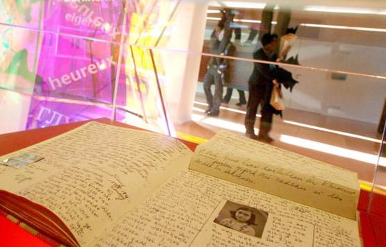 वर्ल्ड वॉर 2 के बाद फेमस हुई थी ऐन फ्रैंक की डायरी, लिखा था ये सब