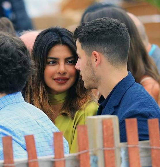 इस 'साथ' को क्या नाम दें? निक के साथ प्रियंका चोपड़ा की क्यूट तस्वीरें