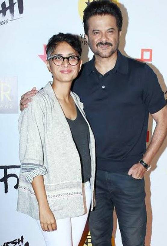 'भावेश जोशी सुपरहीरो' की स्क्रीनिंग, ऐसा था जाह्नवी-सोनम का लुक