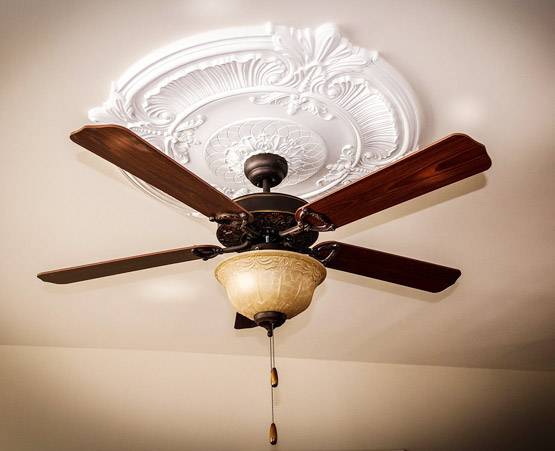 गर्मियों में इन 5 तरीकों से घटा सकते हैं बिजली का बिल